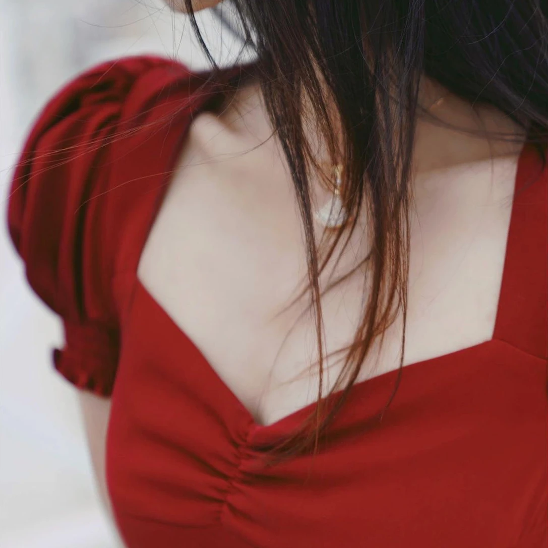 Қысқа жеңді көйлек Қызыл түсті қатты ретро Талғампаз Жазғы A-line Empire Shirring Сексуалды Midi Vestidos Mujer француз стиліндегі сән Сурет 3